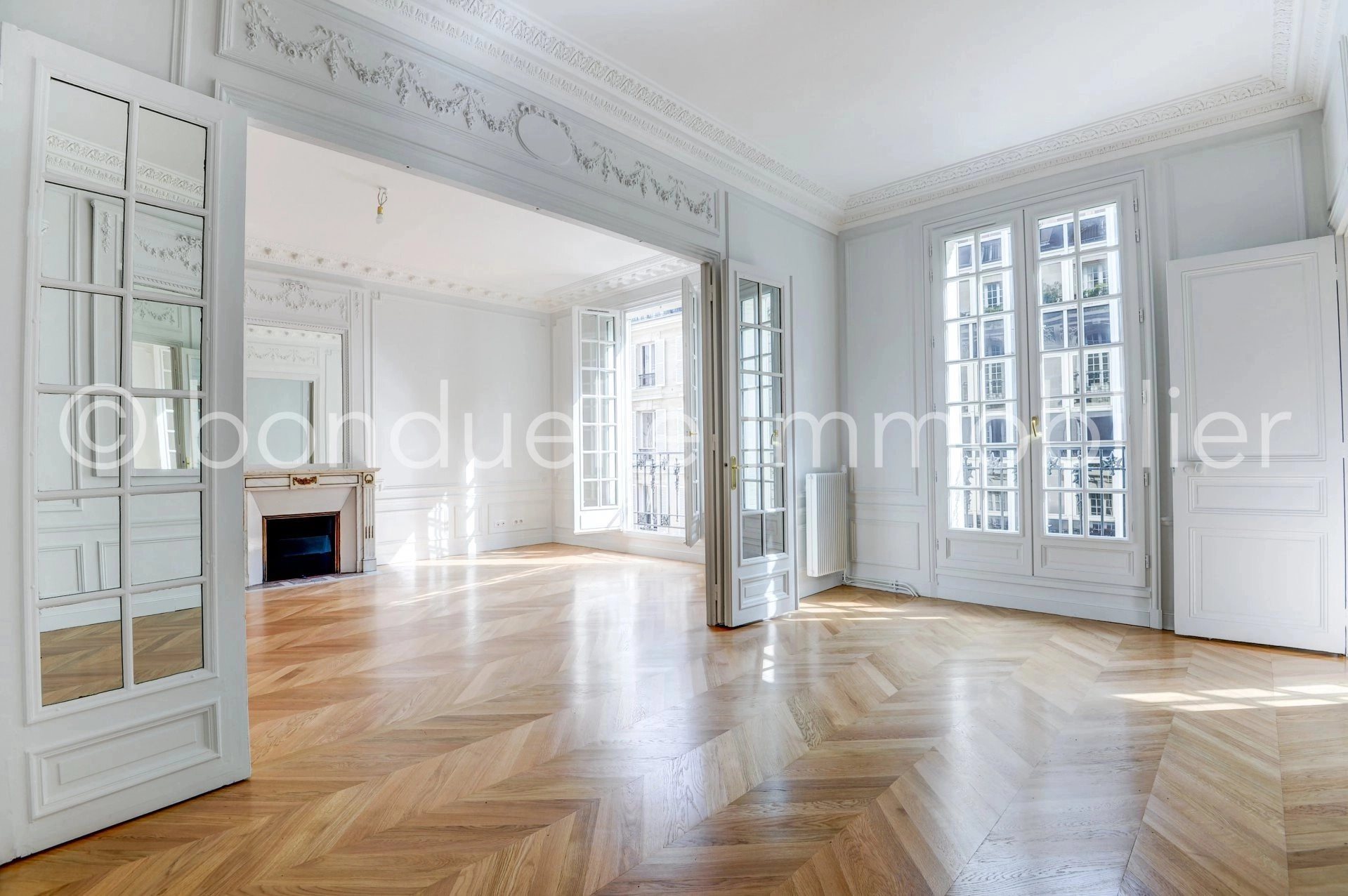 Appartement à louer, 158m², Paris 9ème