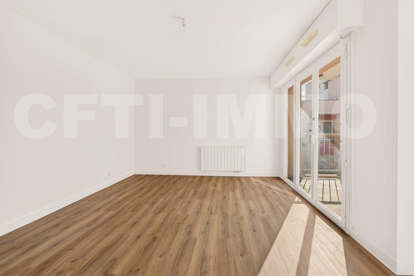 Appartement à louer, 99m², Saint-Laurent-du-Var