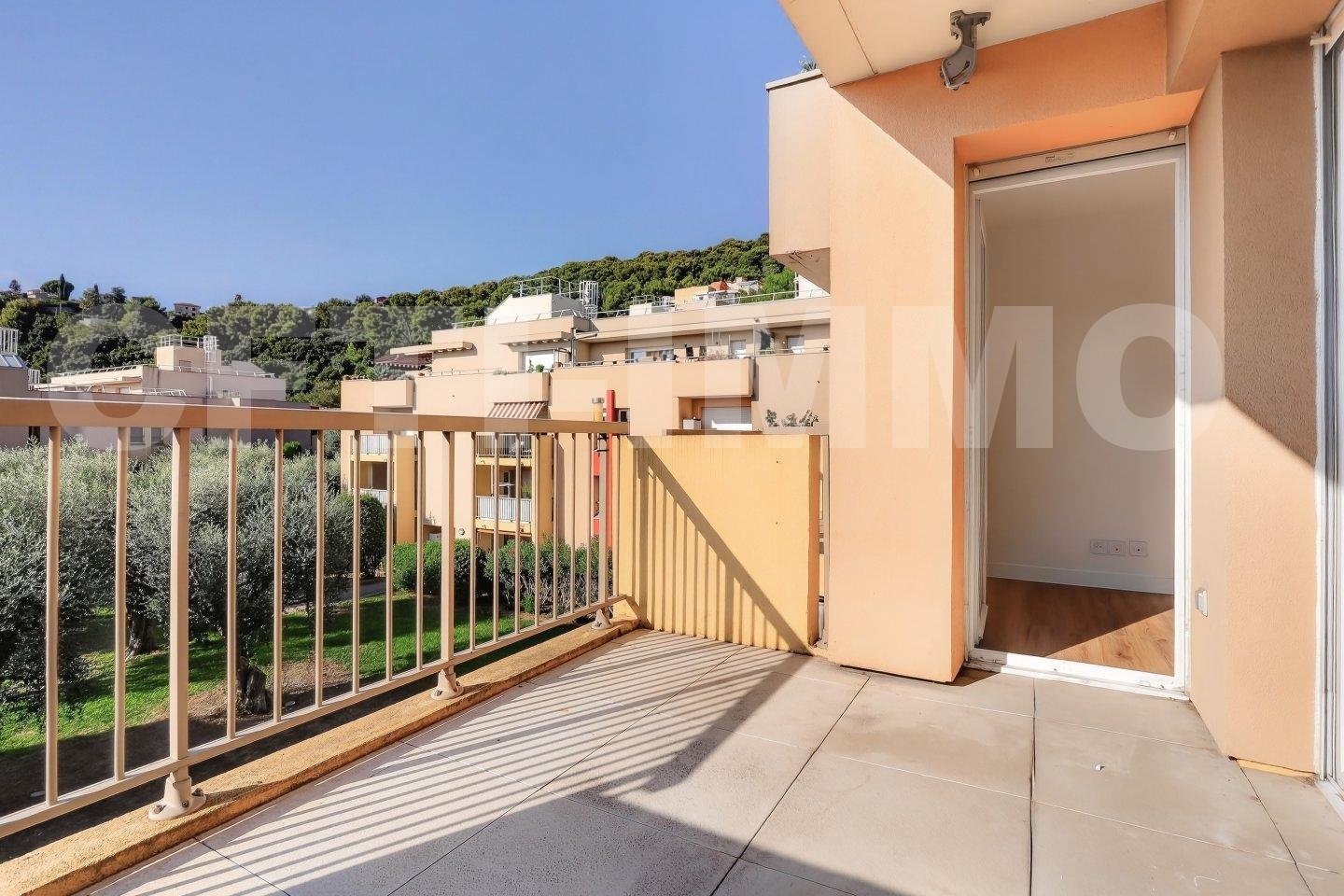 Appartement à louer, 99m², Saint-Laurent-du-Var