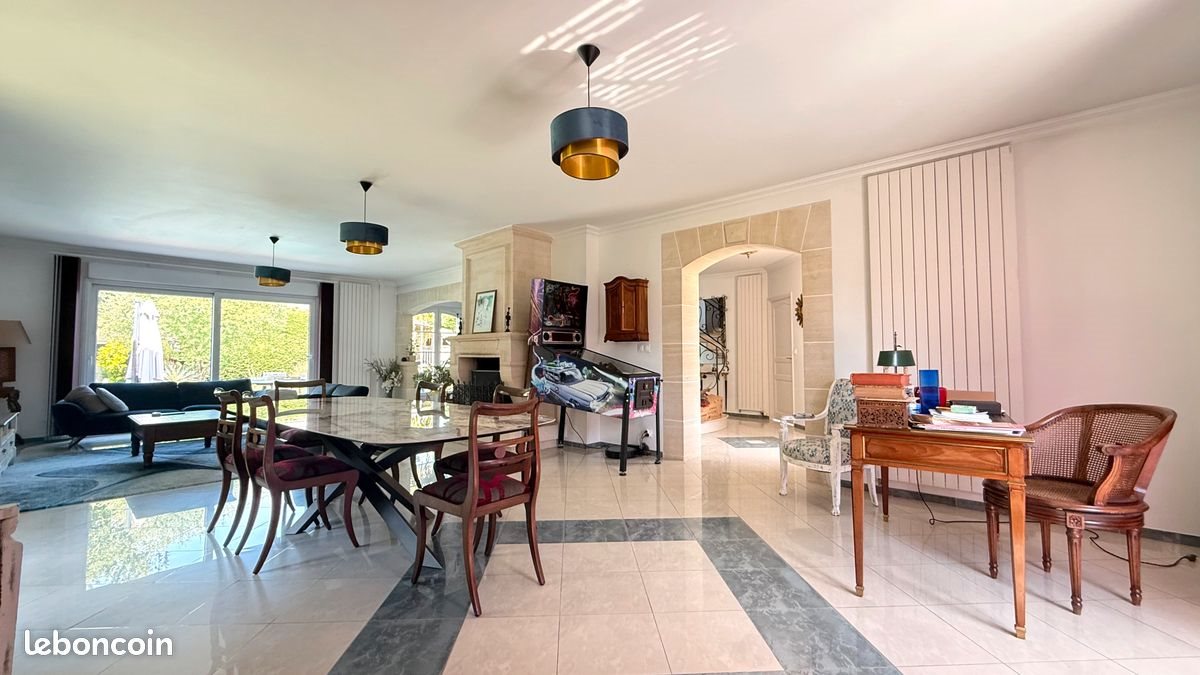 Maison à vendre, 209m², Ezanville