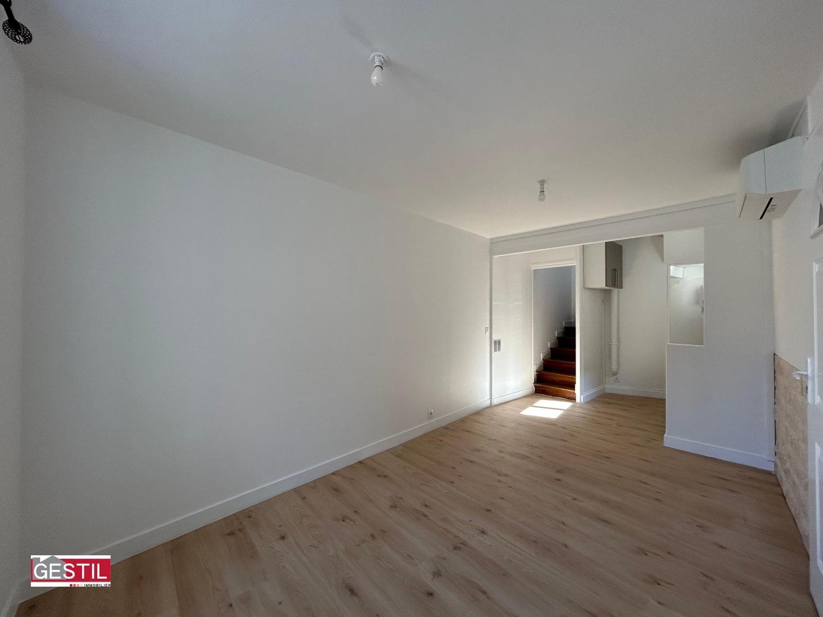 Appartement à louer, 54m², Cergy