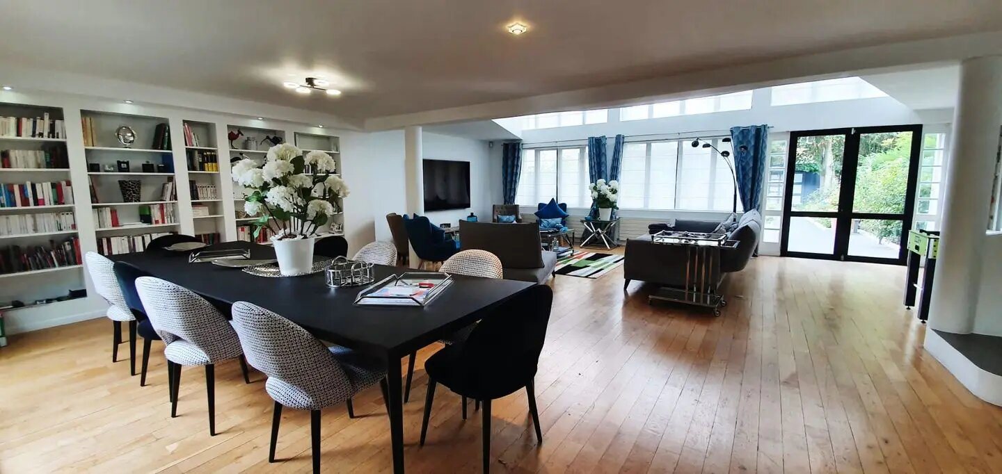 Appartement à louer, 274m², Enghien-les-Bains