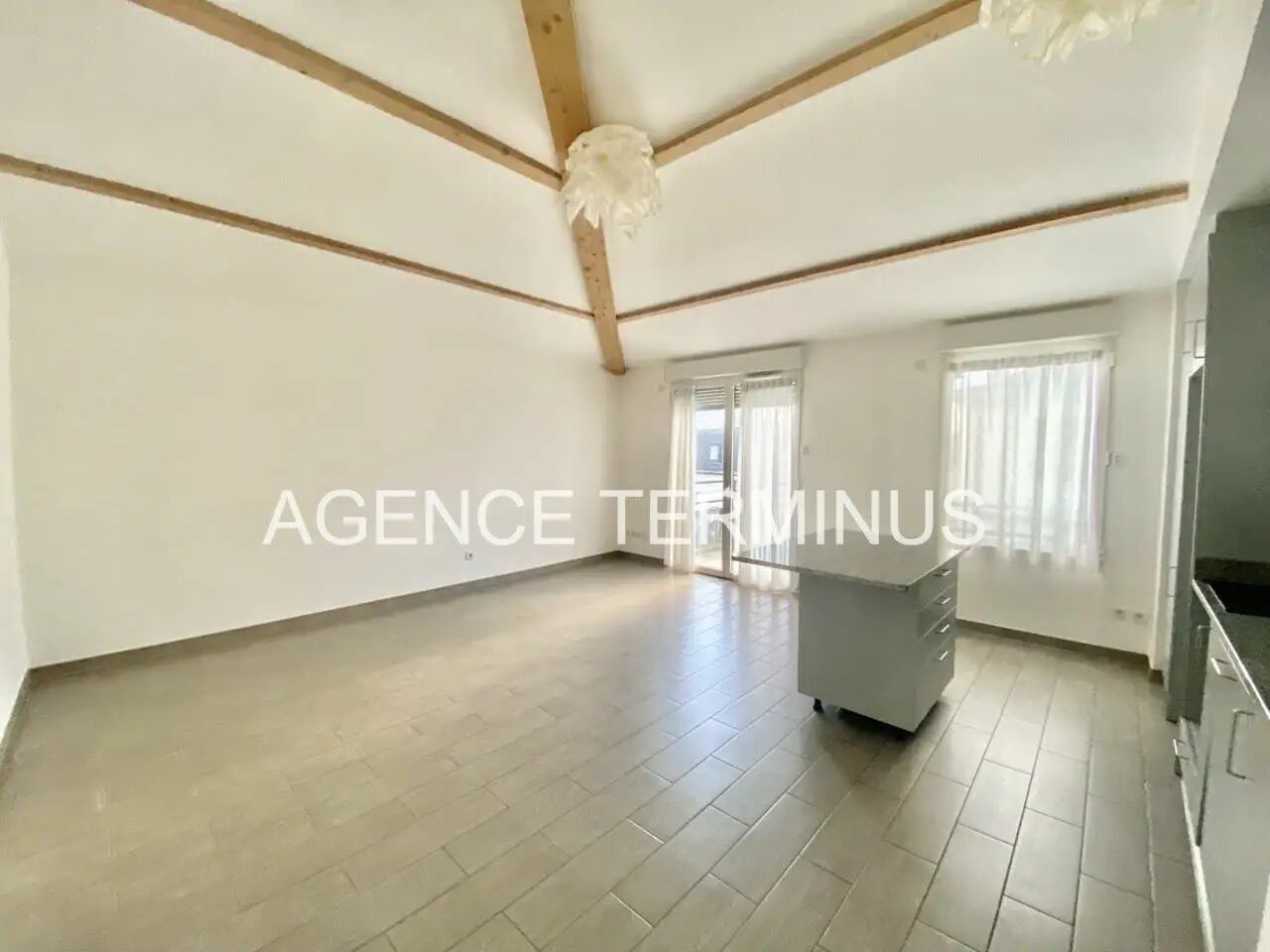 Appartement à louer, 69m², Enghien-les-Bains