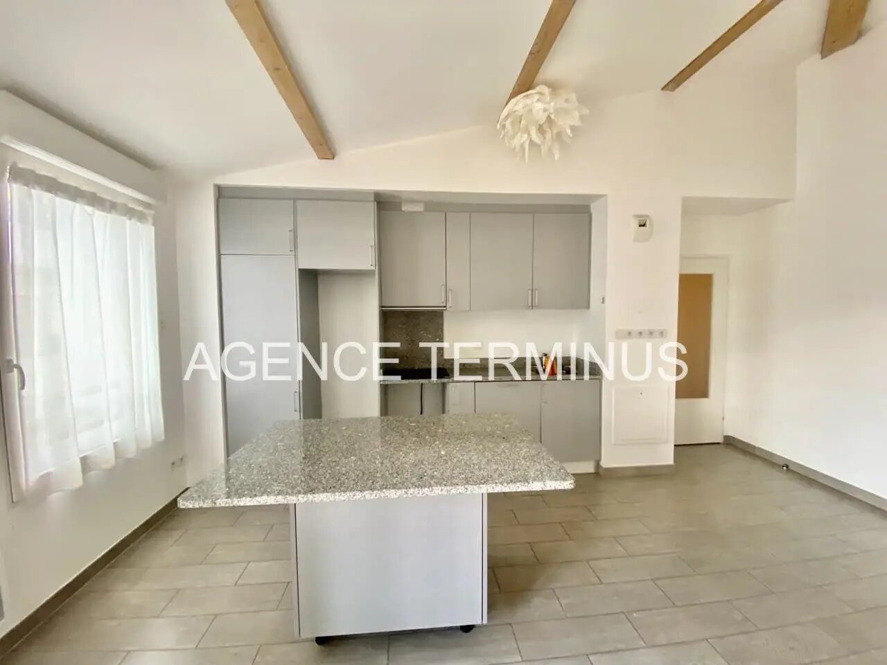 Appartement à louer, 69m², Enghien-les-Bains