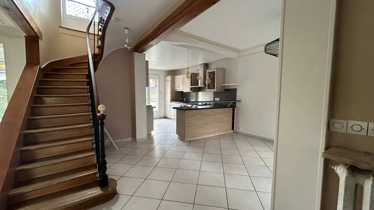 Maison à louer, 164m², Enghien-les-Bains