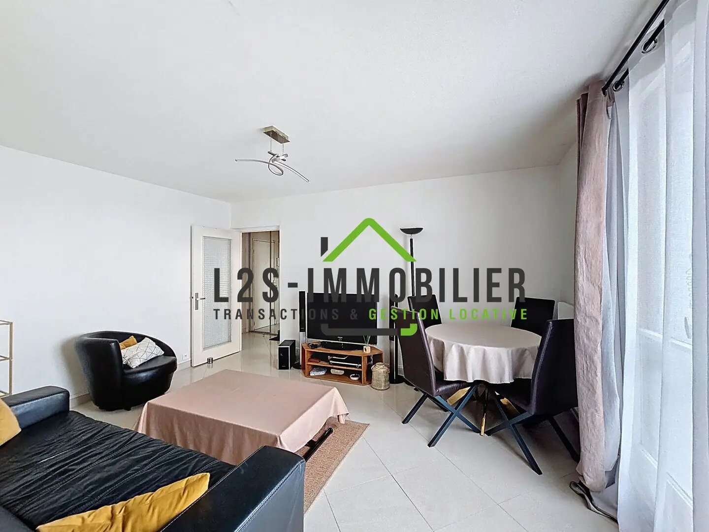 Appartement à vendre, 65m², Domont