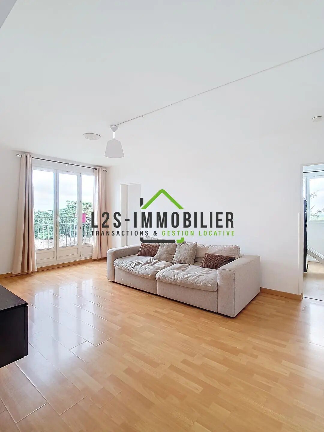 Appartement à louer, 65m², Domont