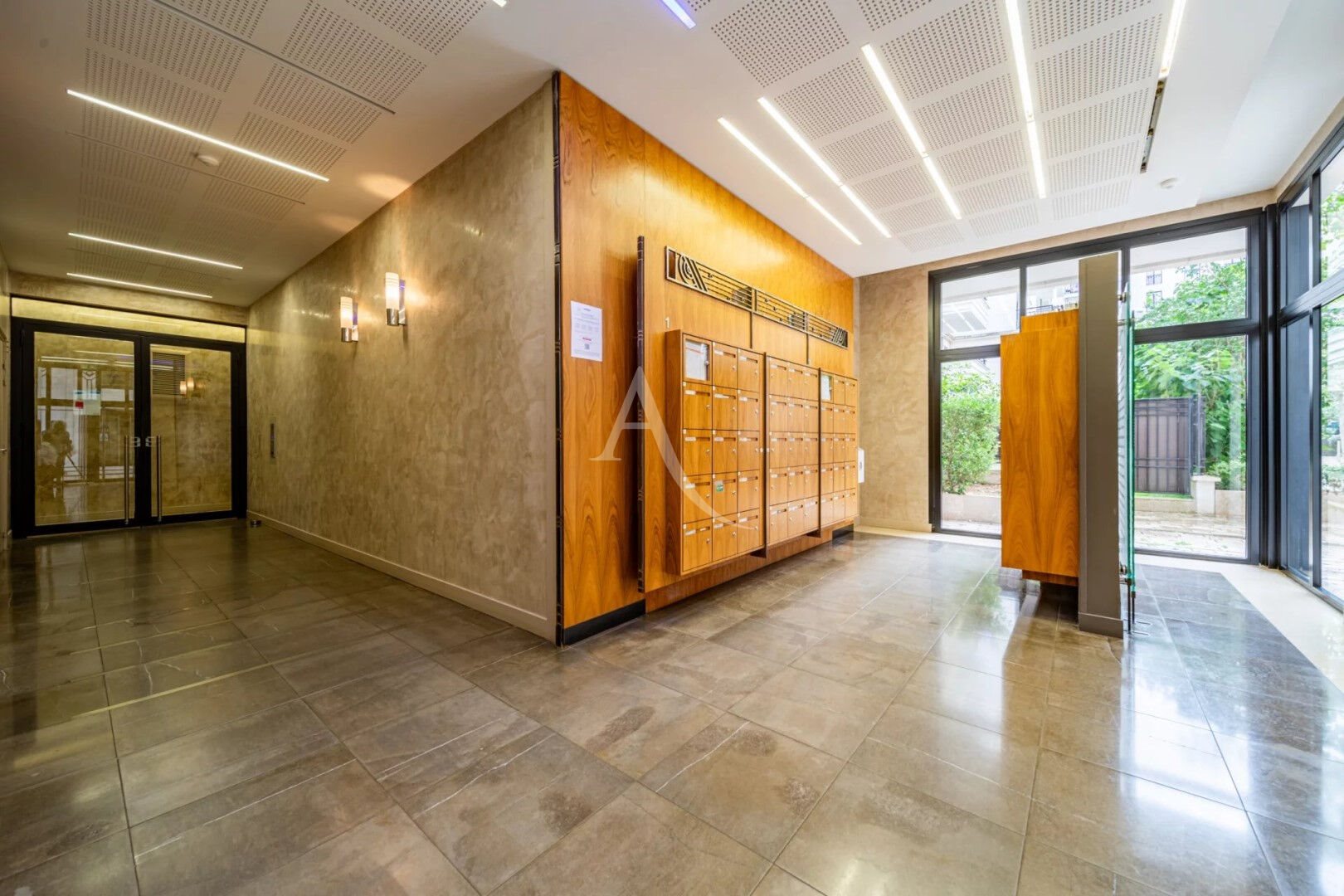 Appartement à vendre, 69m², Suresnes