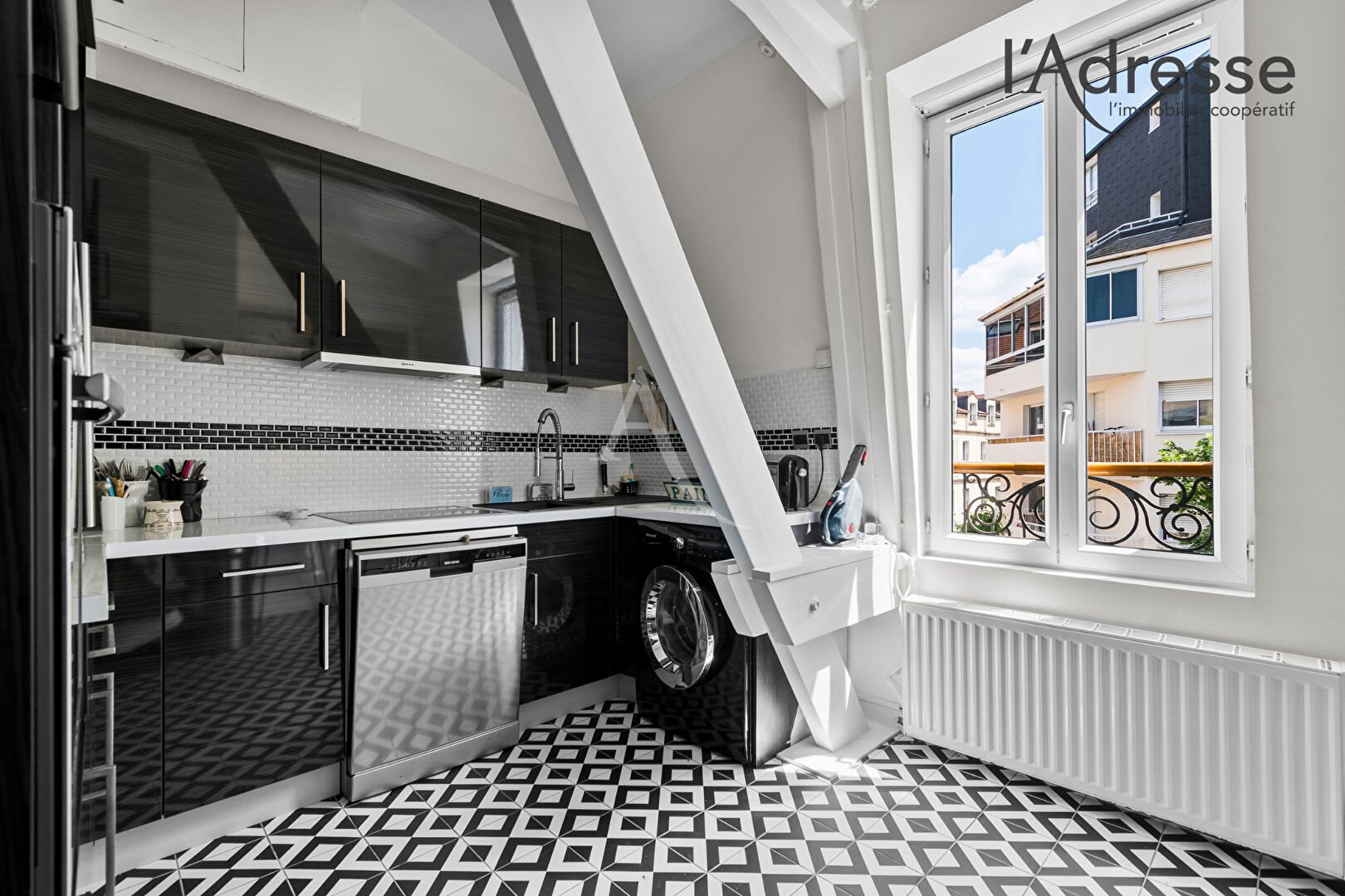 Appartement à vendre, 74m², Suresnes
