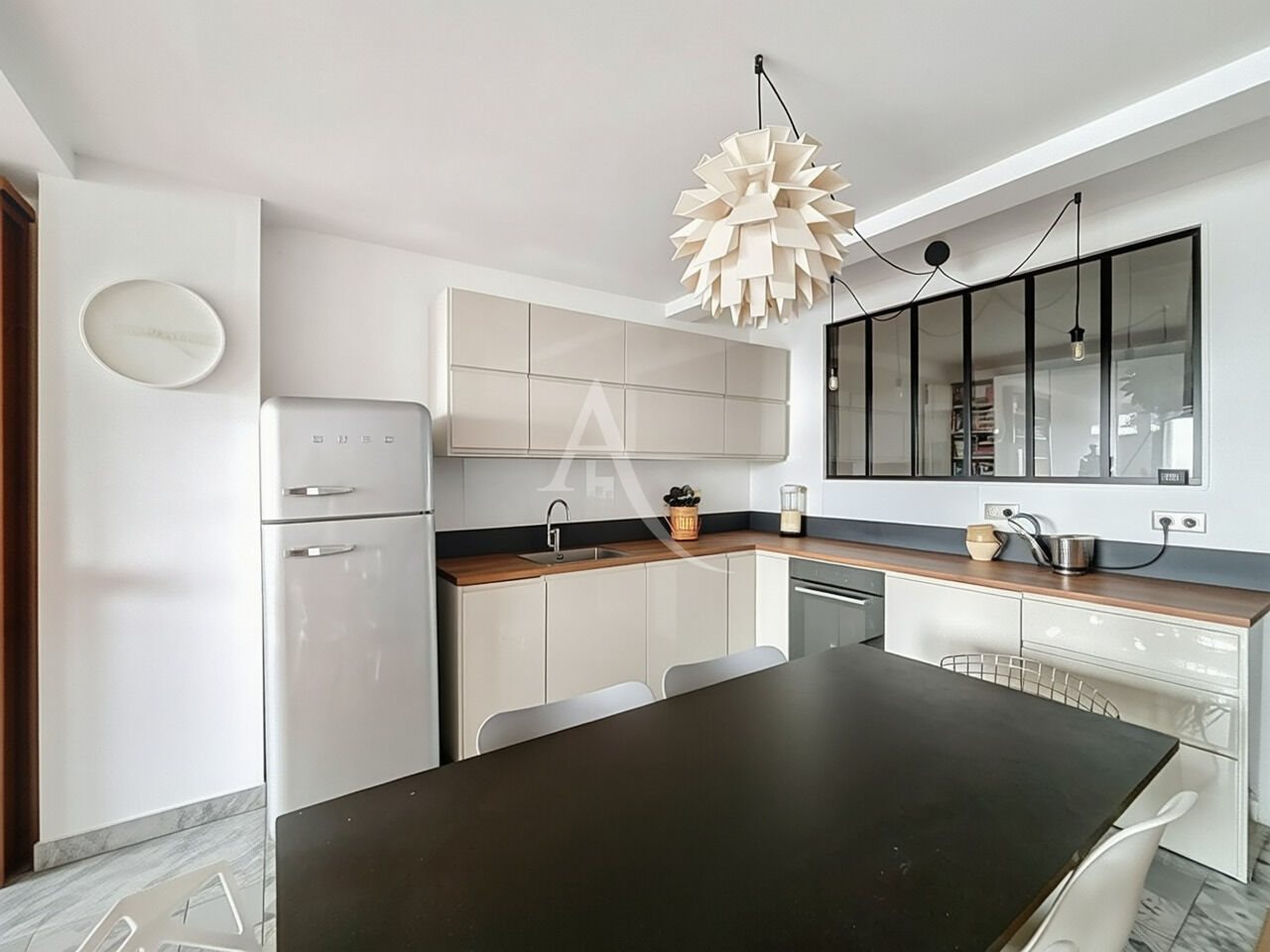 Appartement à vendre, 99m², Suresnes