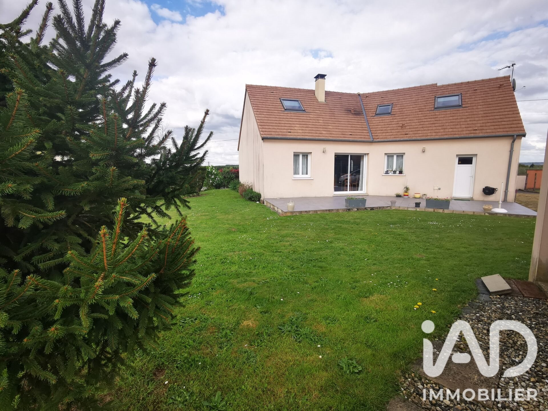 Maison à vendre, 106m², Dollon