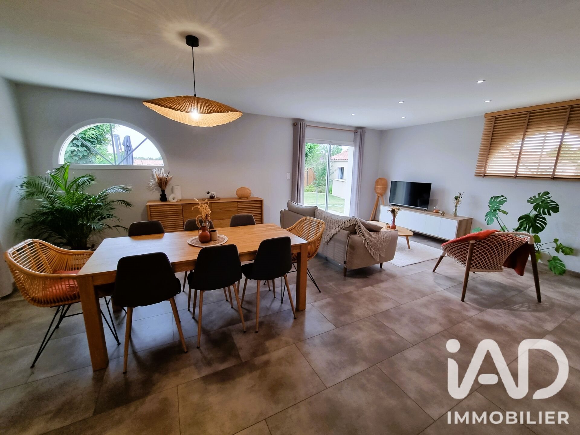 Maison à vendre, 143m², Sèvremont