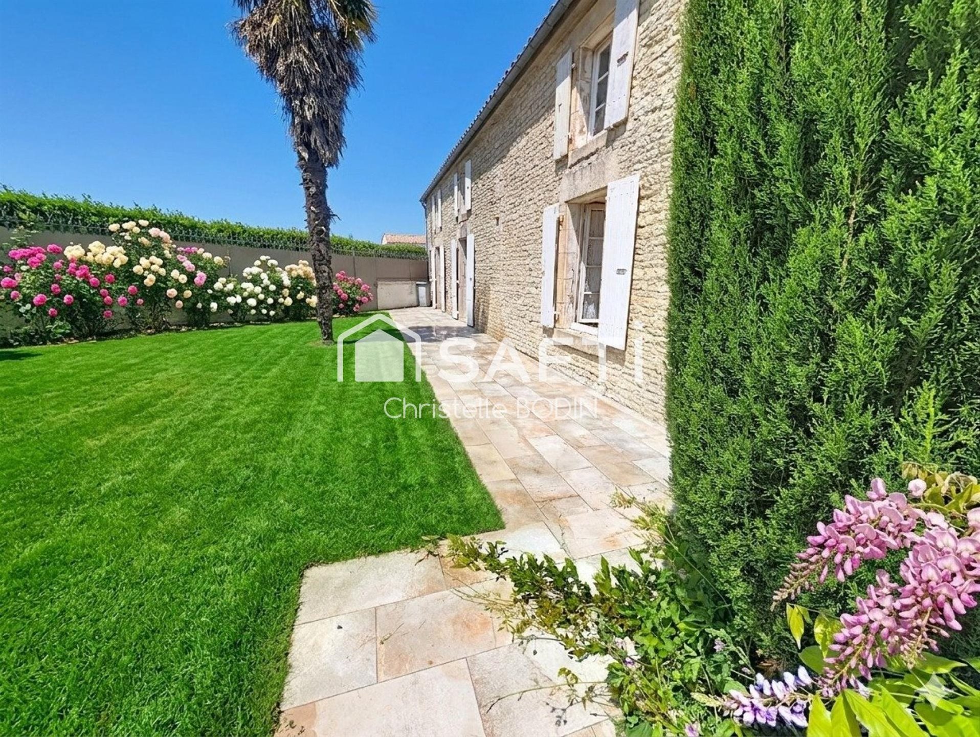 Maison à vendre, 250m², Saint-Jean-de-Liversay