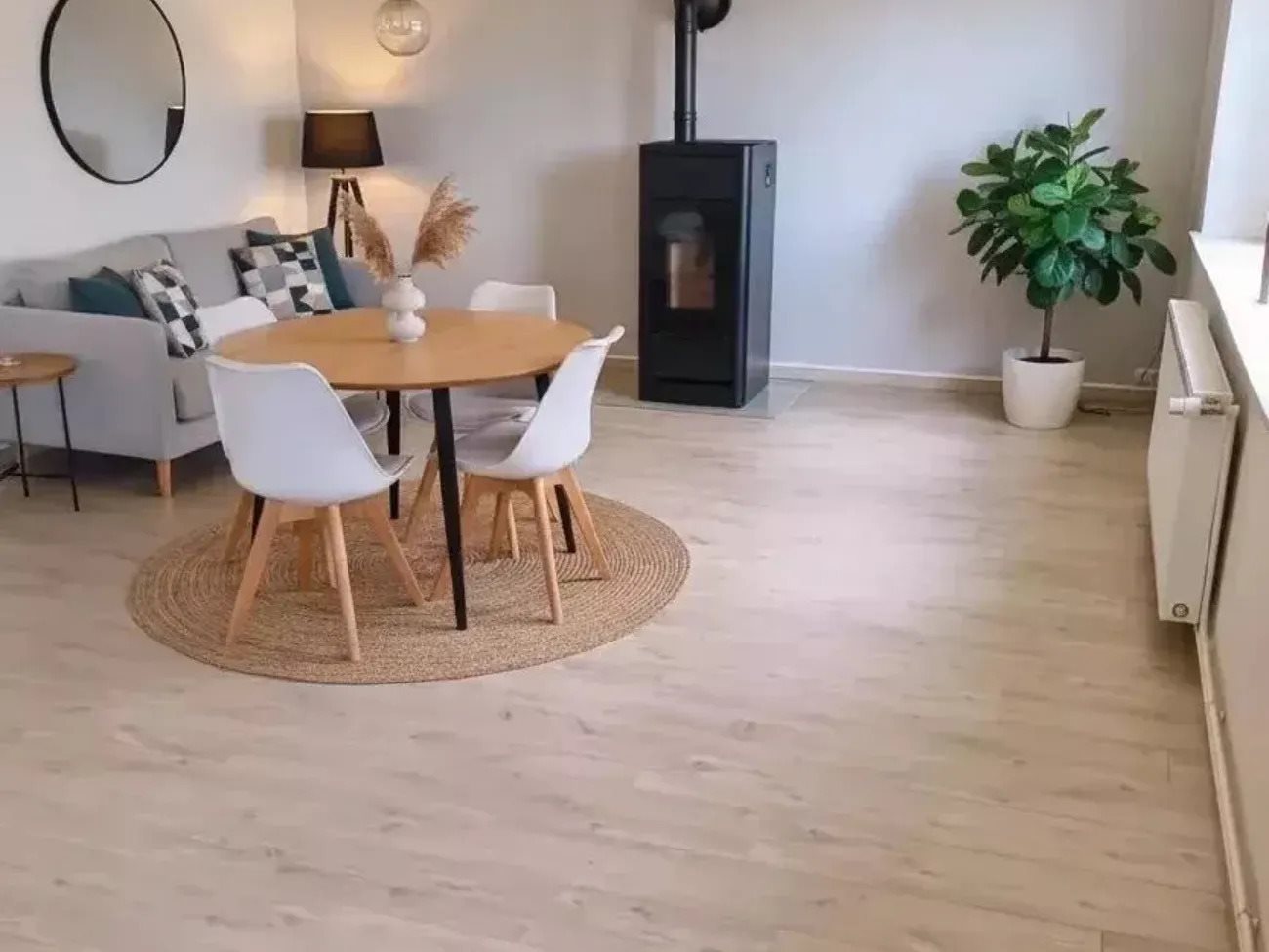Maison à vendre, 1m², Montécheroux