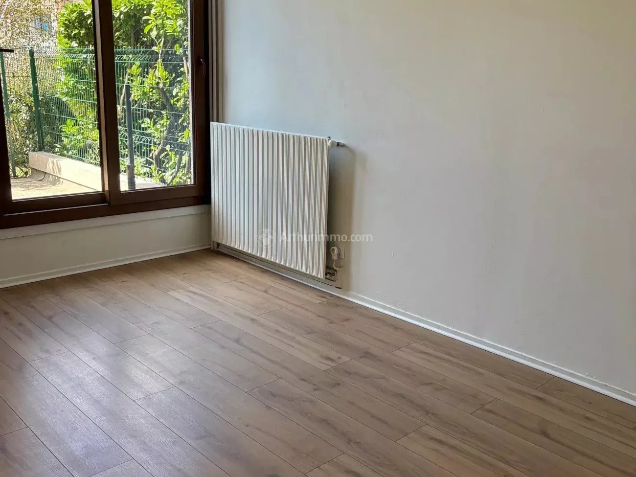 Appartement à louer, NaNm², Décines-Charpieu