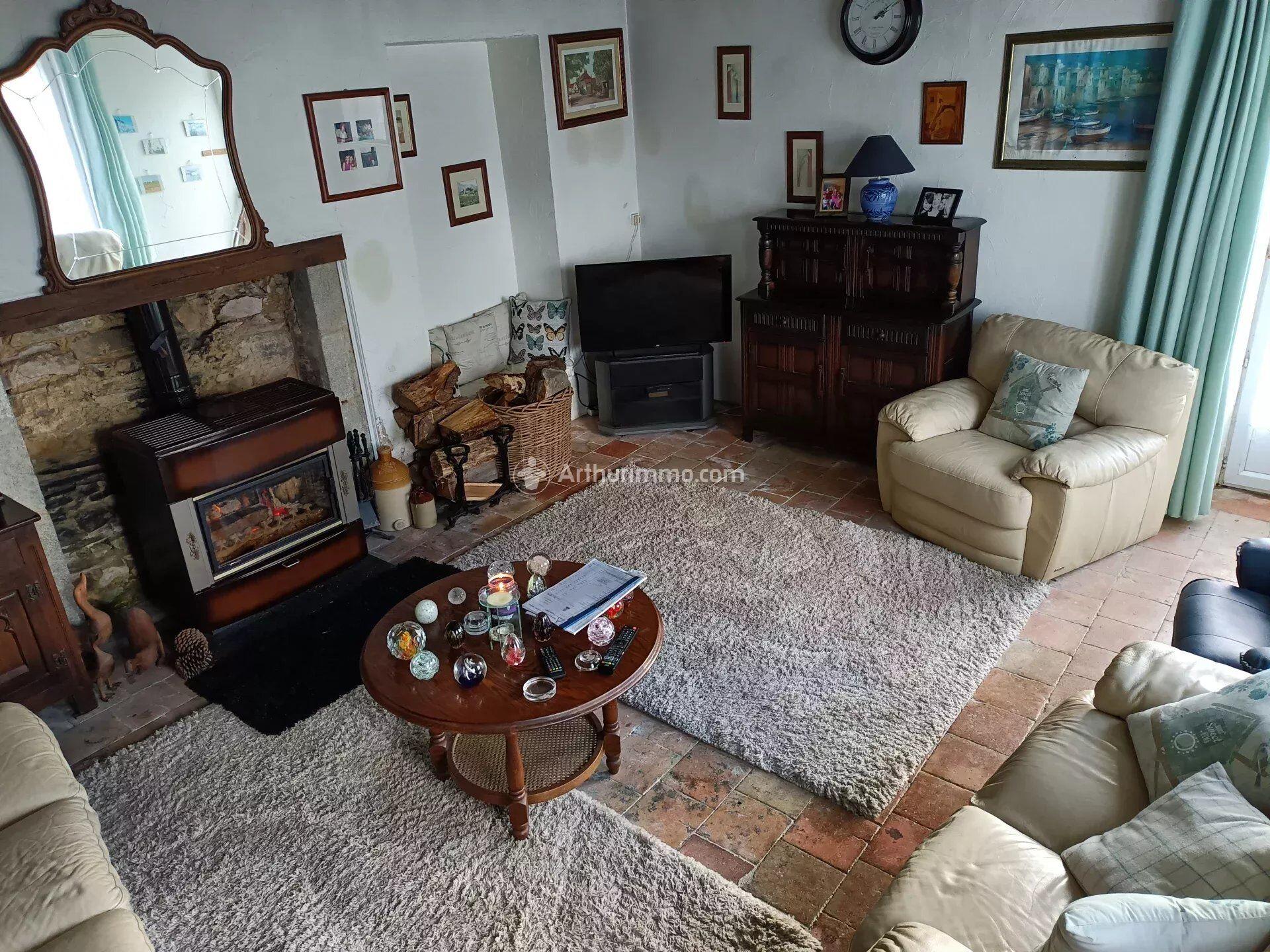 Maison à vendre, 111m², Saint-Aubin-du-Désert