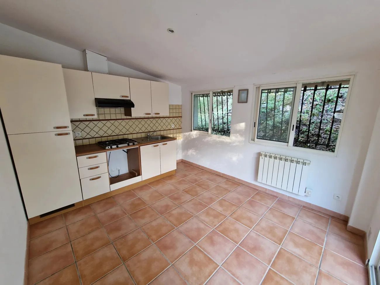 Appartement à louer, NaNm², Jouques