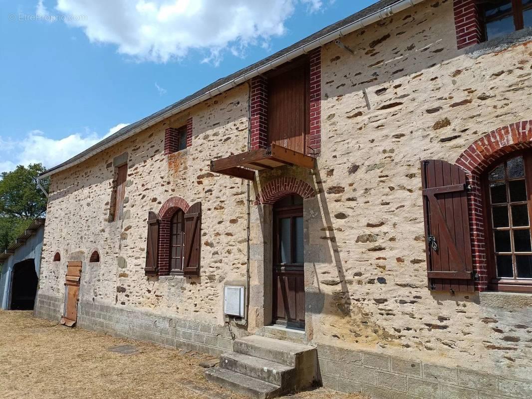 Maison à vendre, 80m², Saint-Aubin-du-Désert