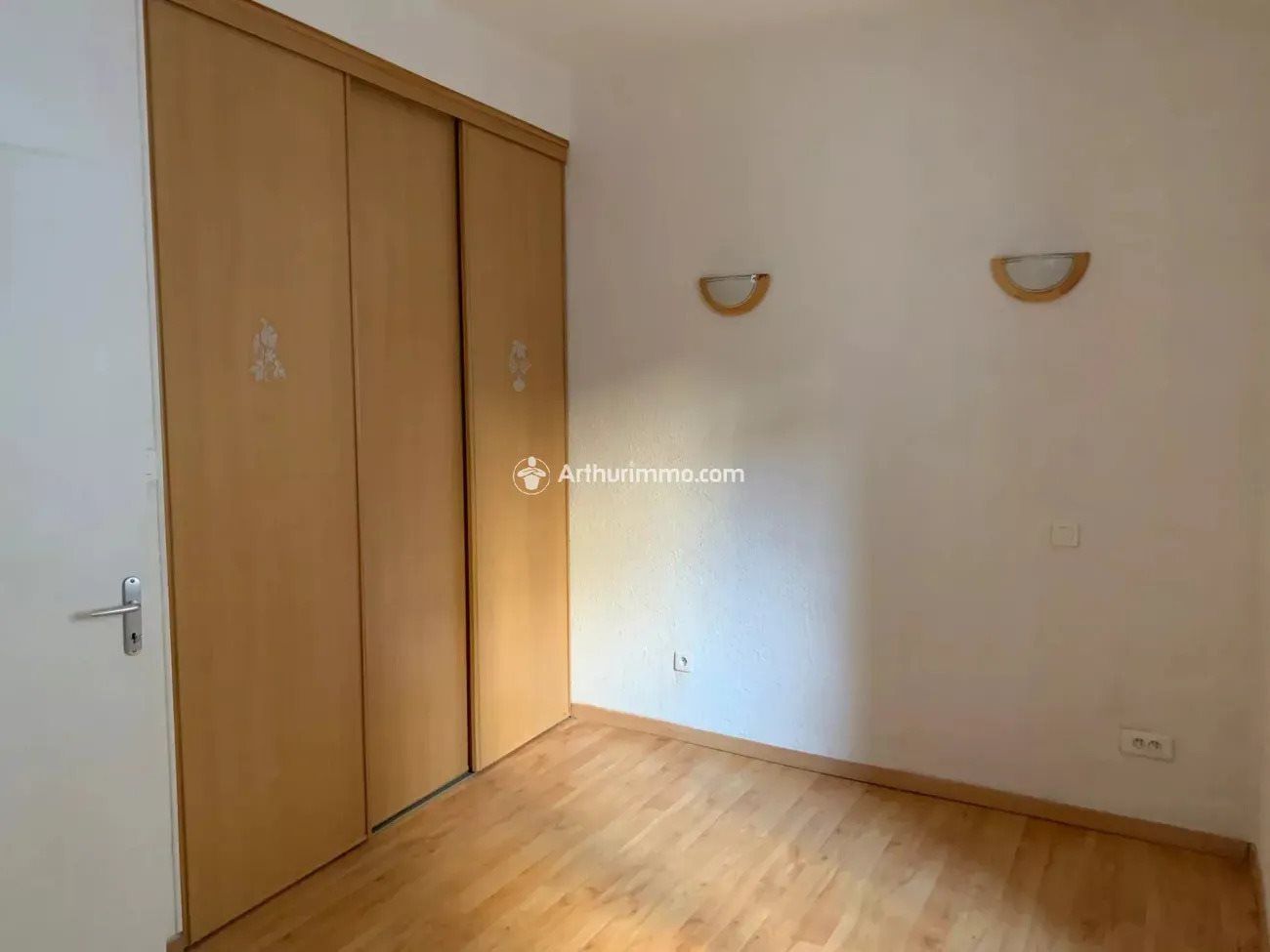 Appartement à louer, NaNm², Millau