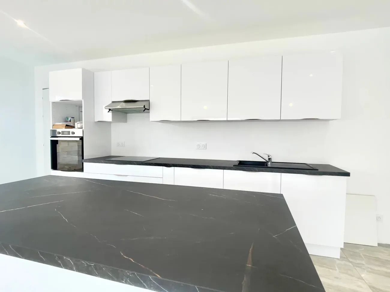 Maison à vendre, NaNm², Bias