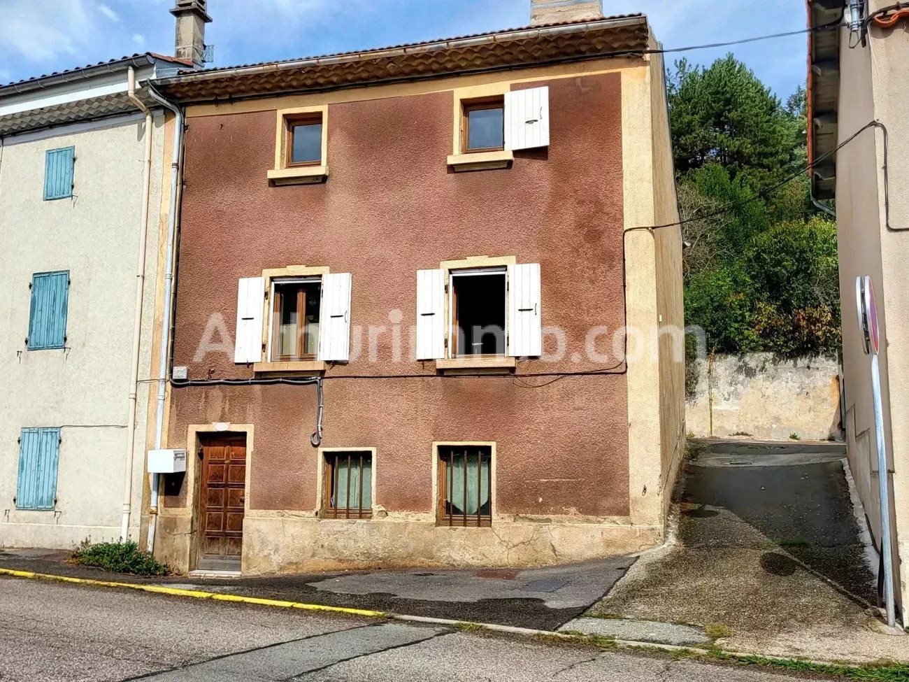 Maison à vendre, NaNm², Saint-Julien-Molin-Molette