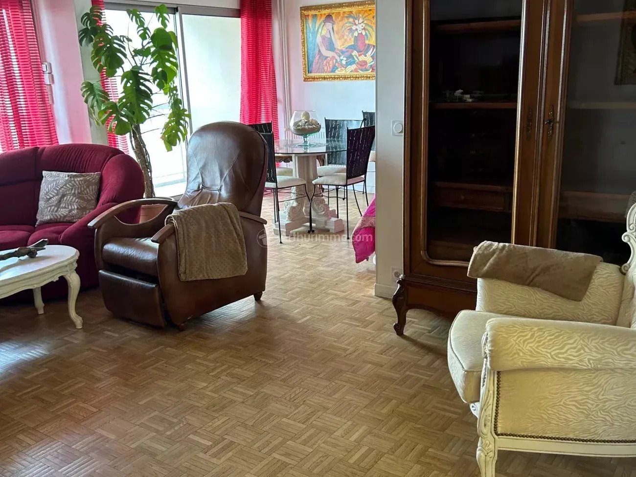 Appartement à louer, NaNm², Bron