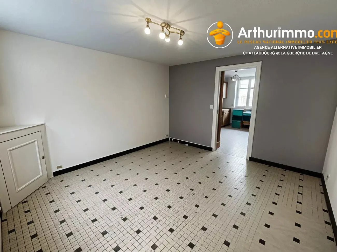 Maison à vendre, 2m², Vitré