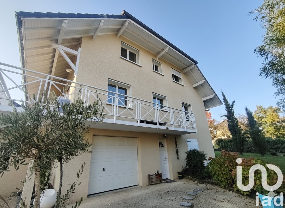 Maison à vendre, 212m², La Biolle