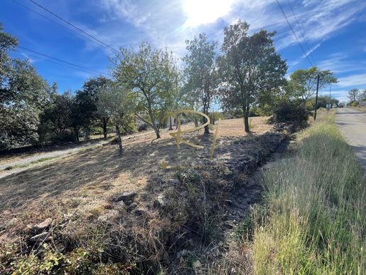 Terrain 80 m² · à Tauriers · 80 m² · 66 000 €
