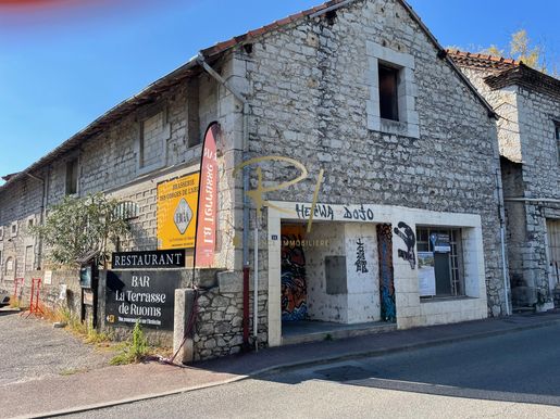 Maison 310 m² · à Ruoms · 310 m² · 193 000 €