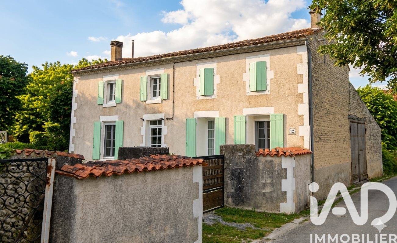 Maison à vendre, 136m², Paillé