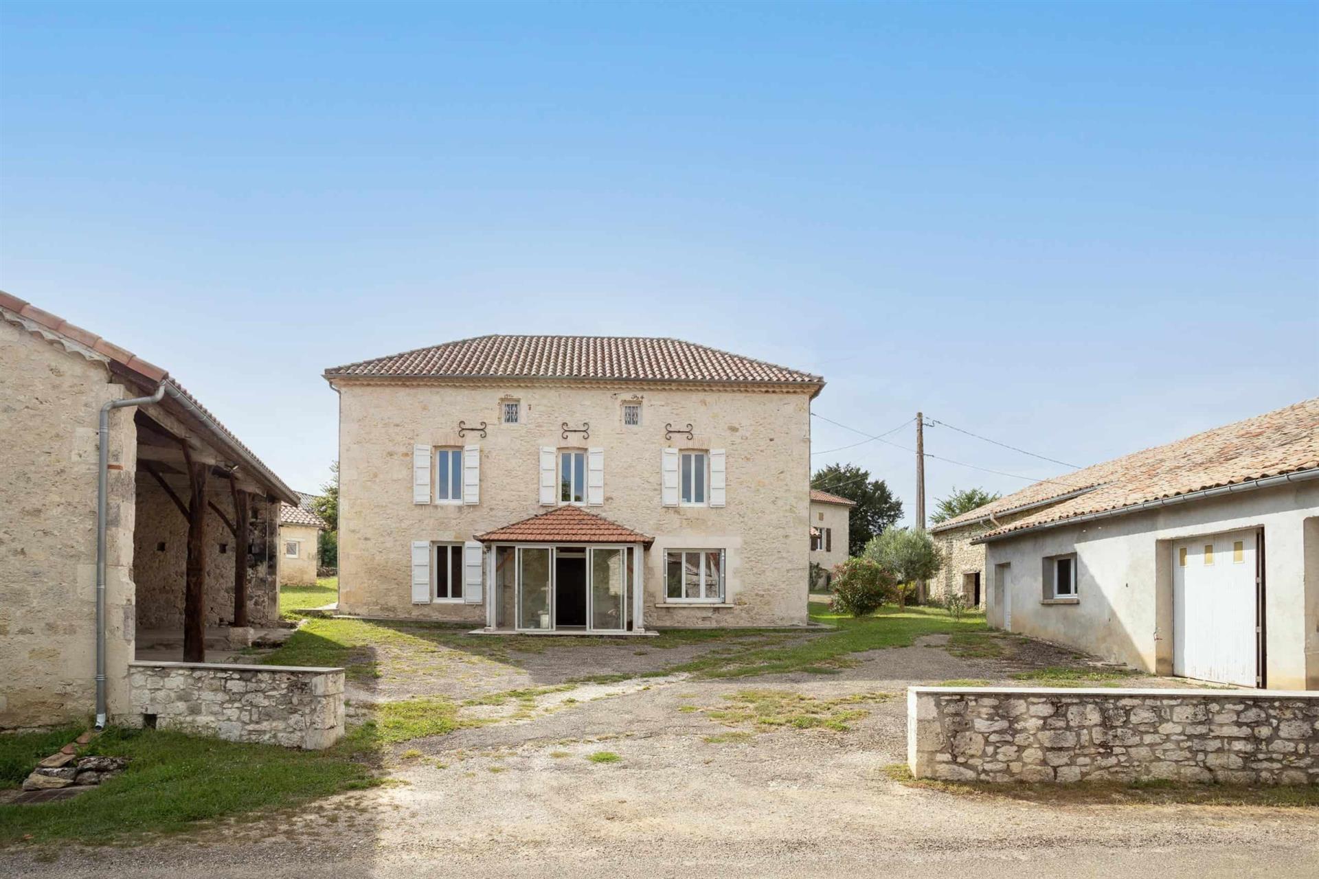 Maison à vendre, 233m², Engayrac