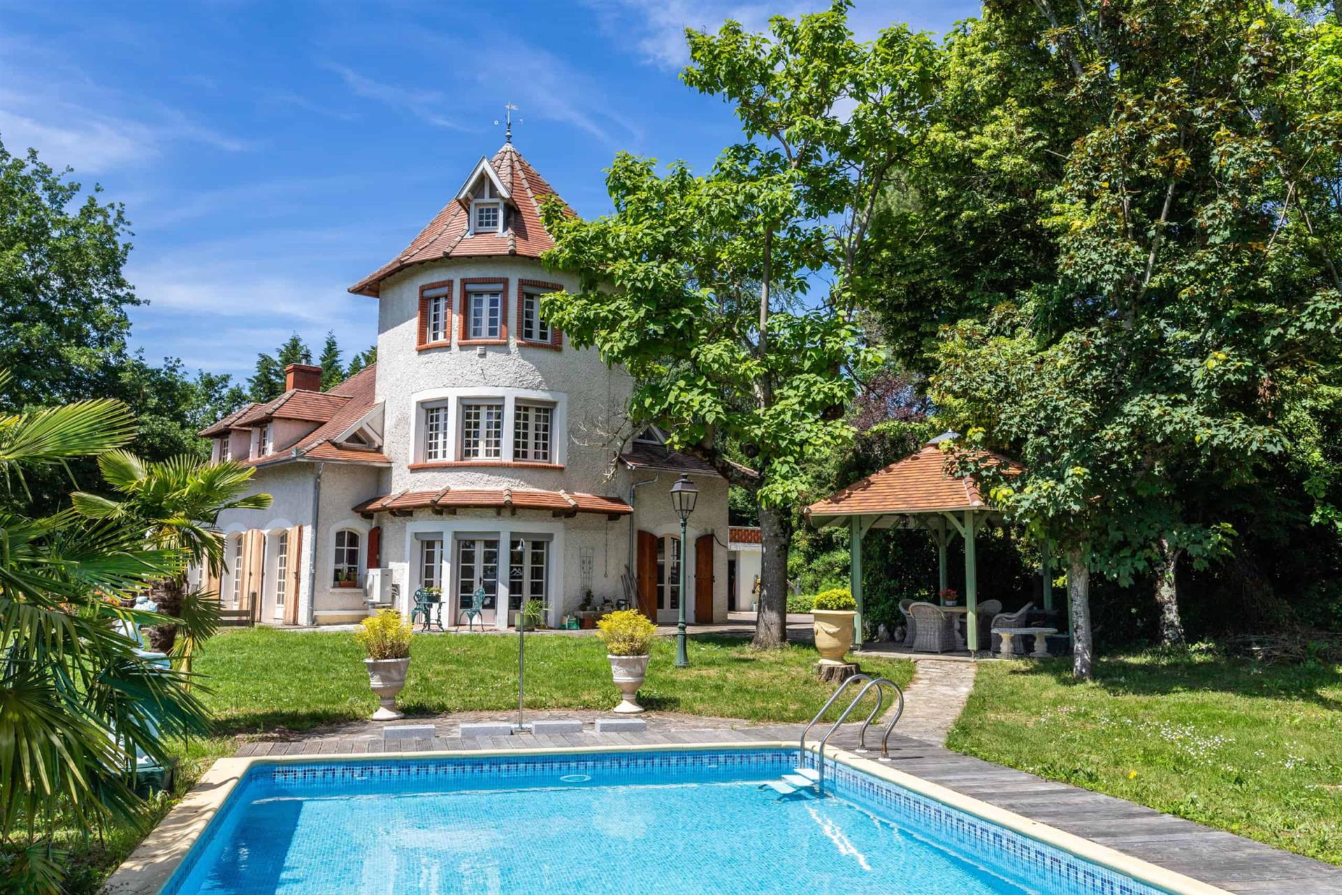 Maison à vendre, 278m², Moissac