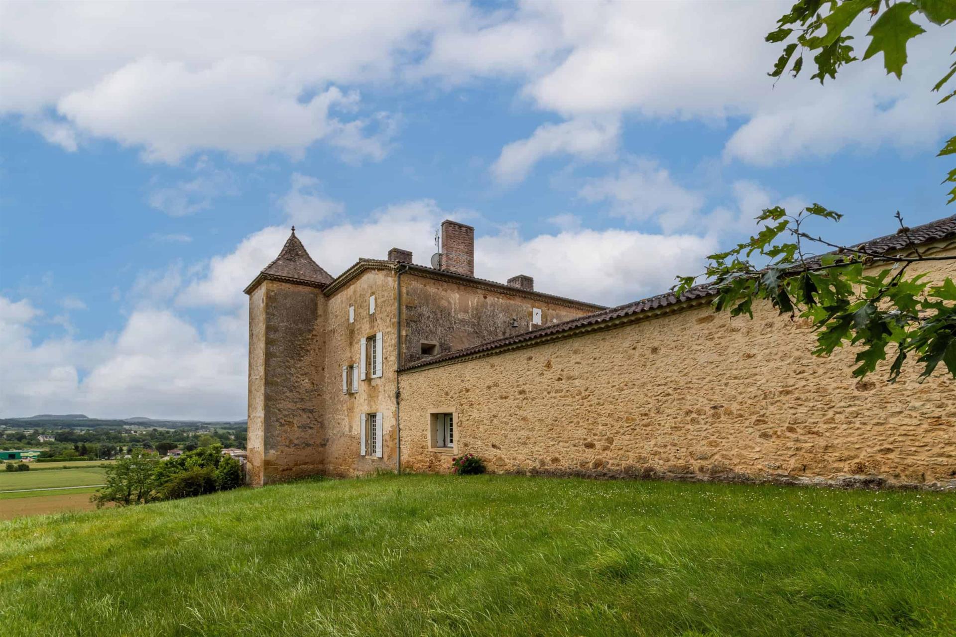 Maison à vendre, 425m², Fumel