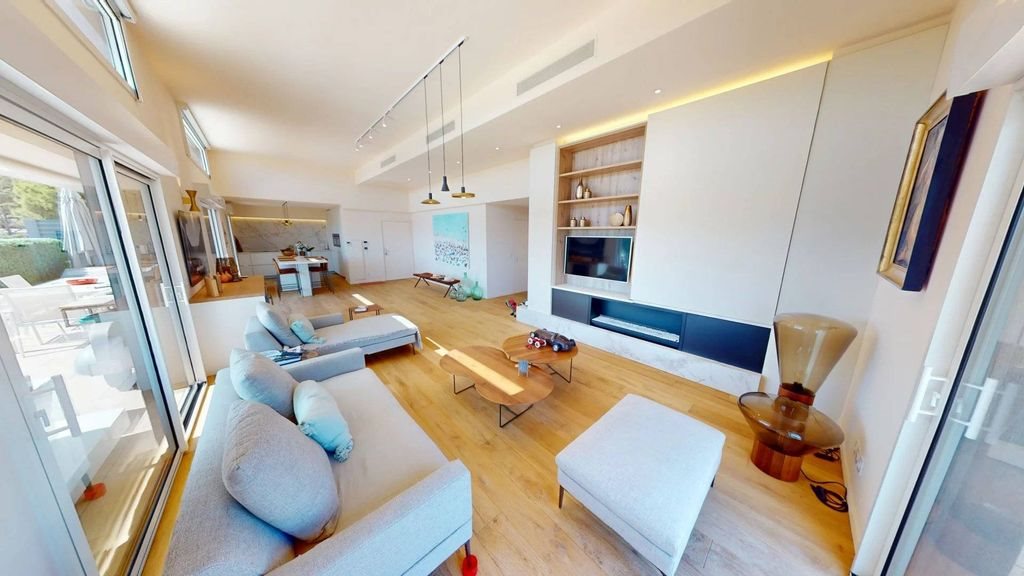Appartement à vendre, 125m², Villeneuve-Loubet
