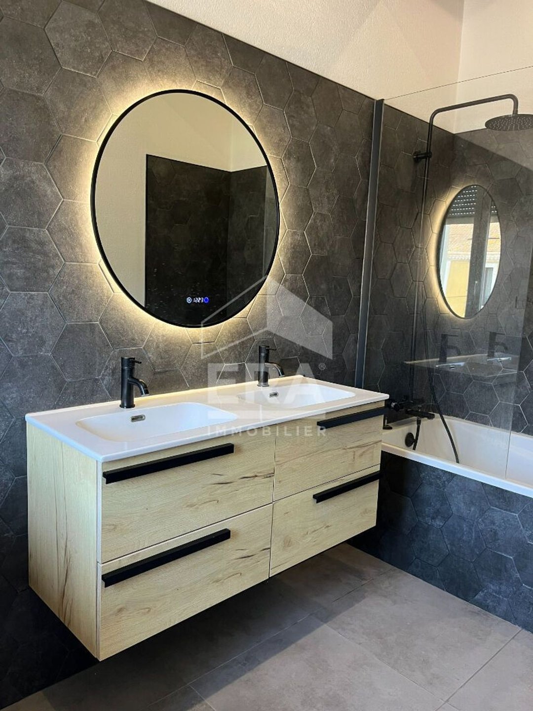 Appartement à vendre, 66m², Châteaurenard