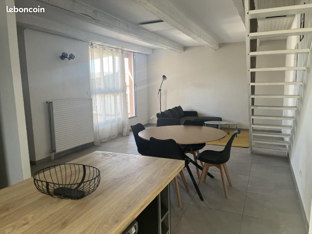 Appartement à louer, 76m², Gardanne