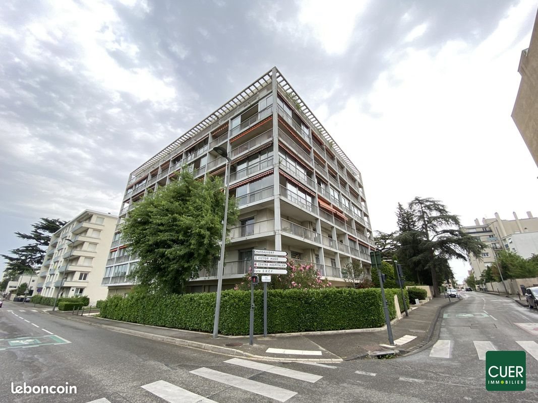 Appartement à louer, 14m², Valence