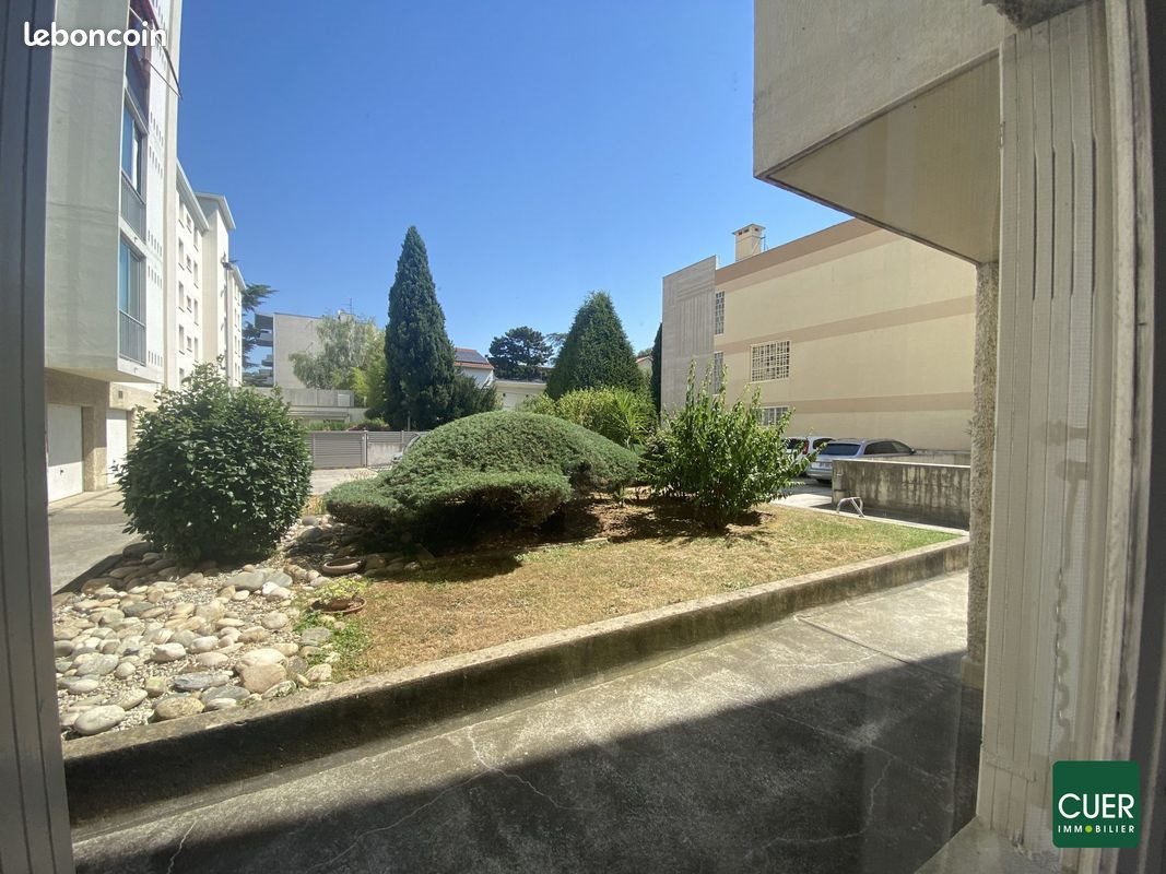 Appartement à louer, 14m², Valence