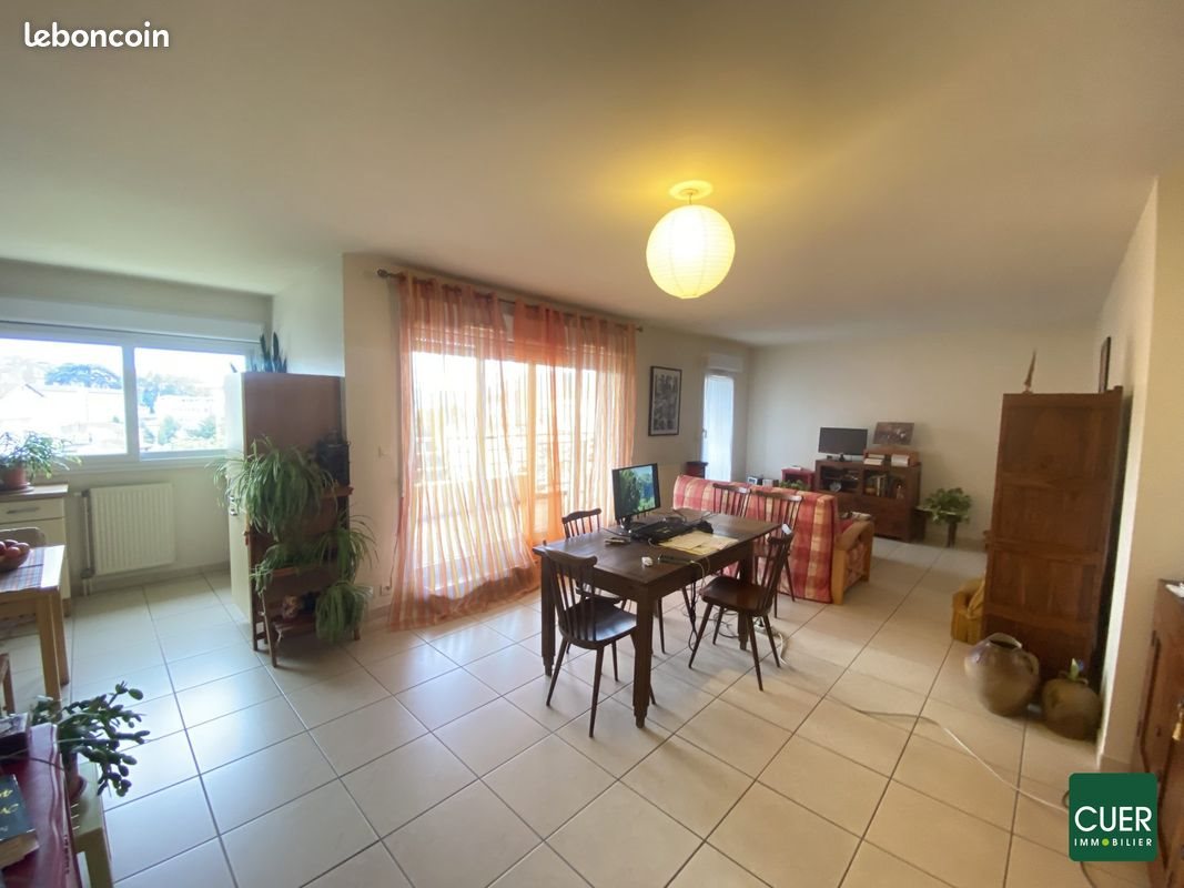Appartement à louer, 83m², Bourg-lès-Valence