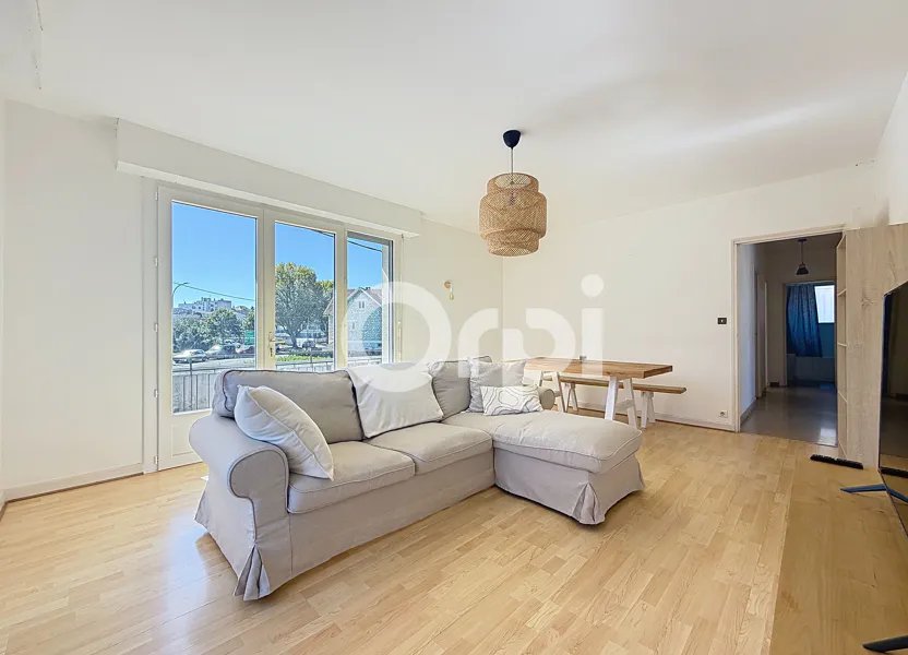 Appartement à louer, 77m², Brive-la-Gaillarde