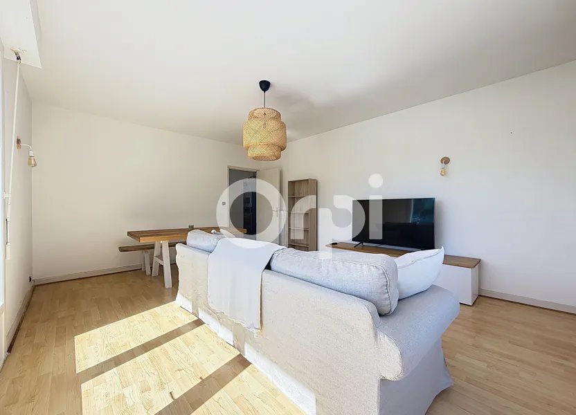 Appartement à louer, 77m², Brive-la-Gaillarde