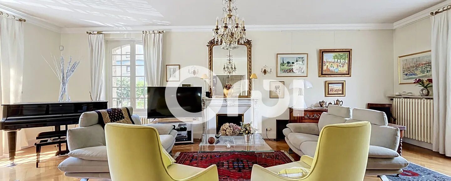 Maison à vendre, 205m², Brive-la-Gaillarde