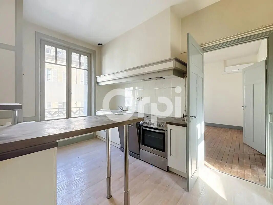 Appartement à louer, 70m², Brive-la-Gaillarde