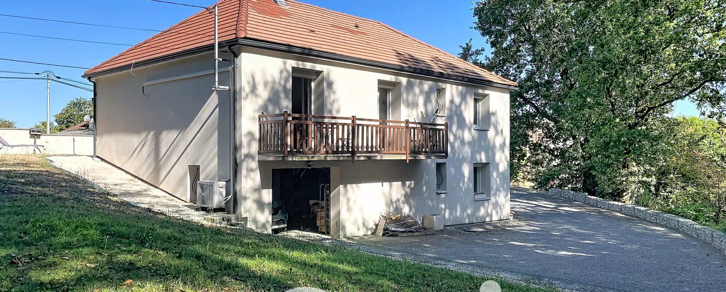 Maison à vendre, 111m², Ussac