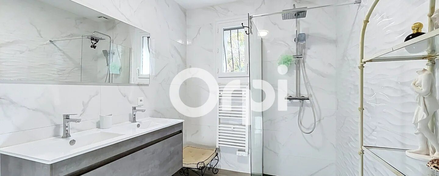 Maison à vendre, 111m², Ussac
