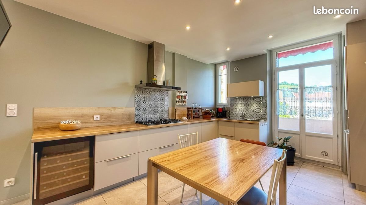 Appartement à vendre, 153m², Voiron