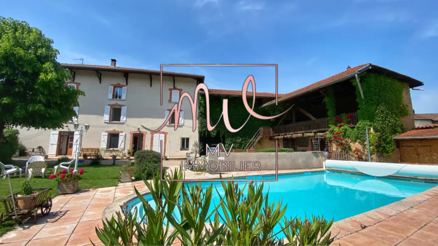 Maison à vendre, 245m², Saint-Etienne-de-Saint-Geoirs