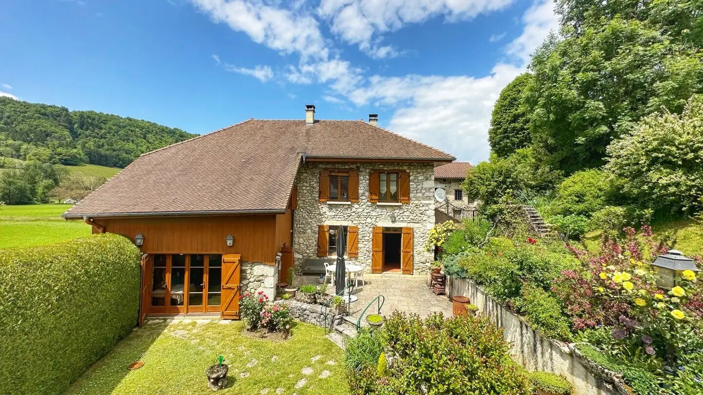Maison à vendre, 325m², Saint-Aupre