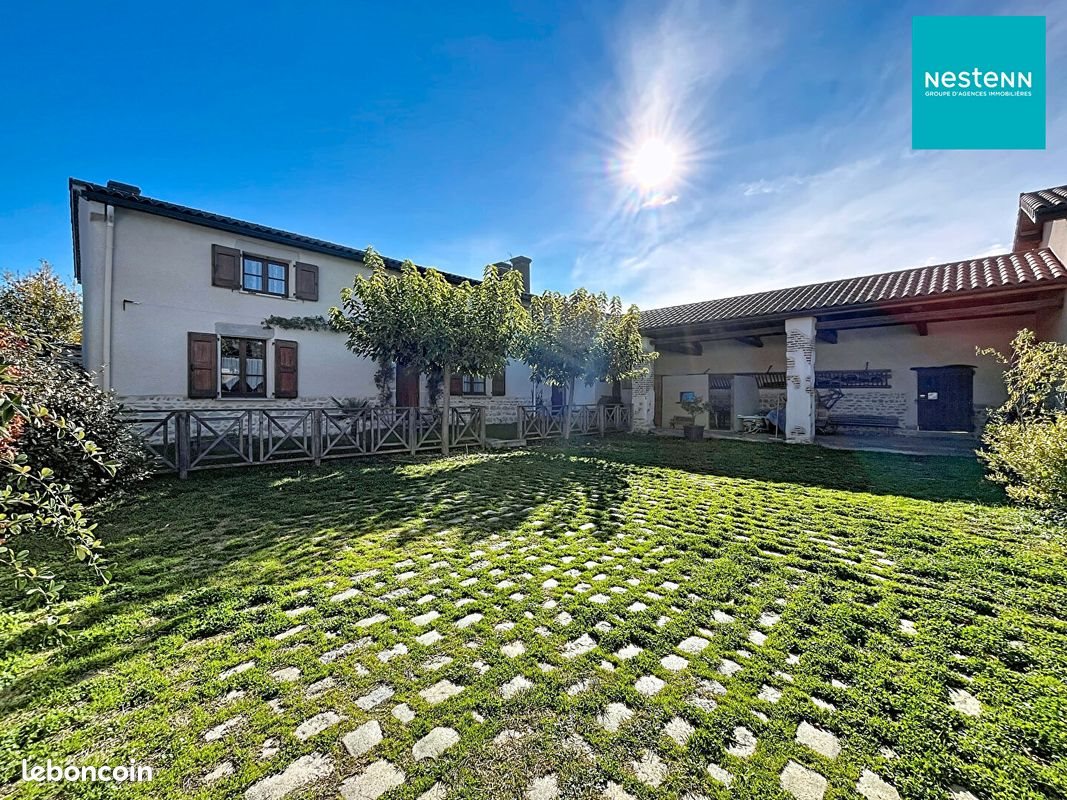 Maison à vendre, 222m², Montbrison